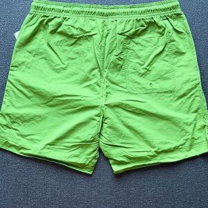 NWT Men’s Swim Trunks Size Large with mesh lining and drawstring